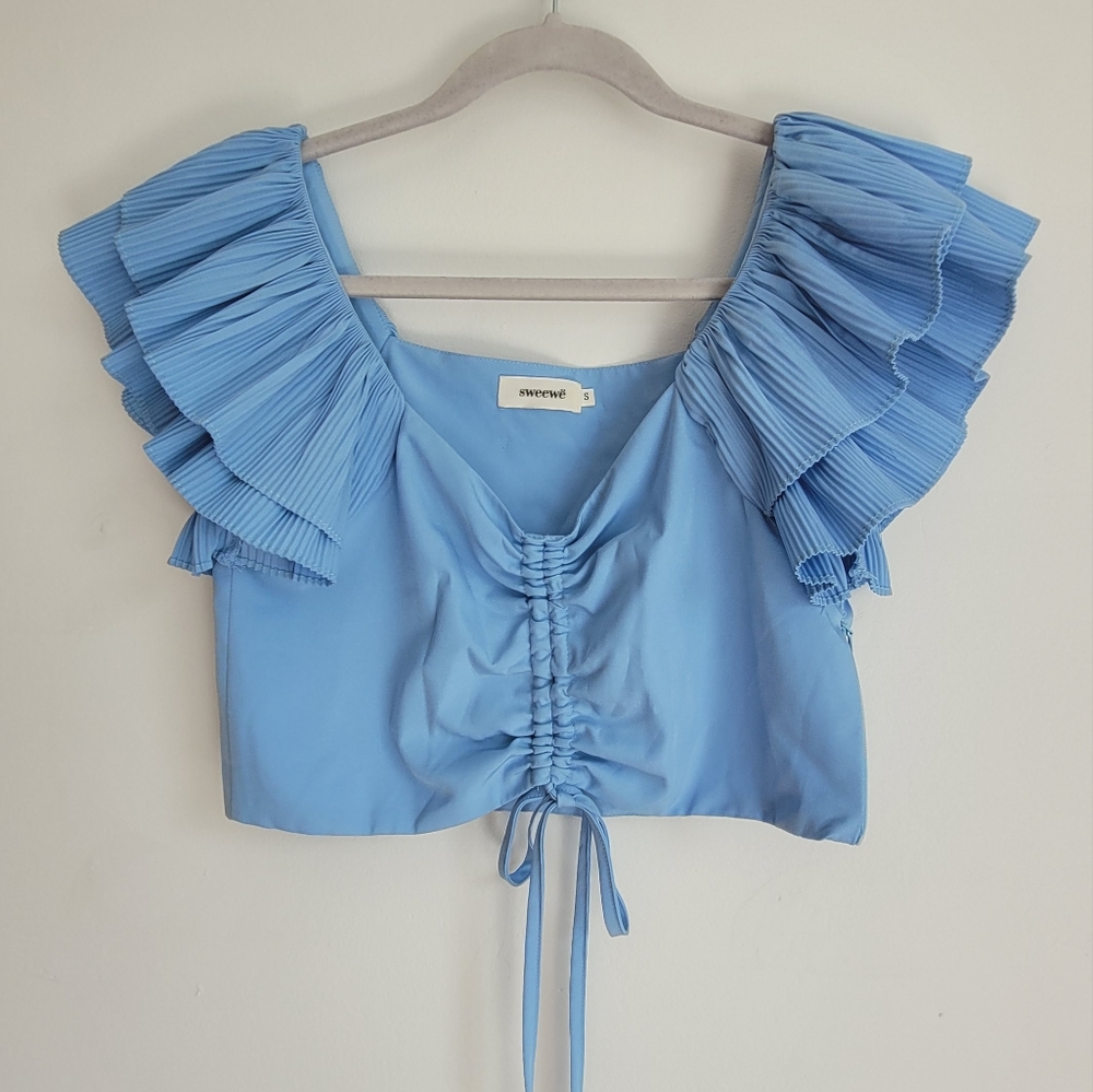 Sweewë crop top in Small